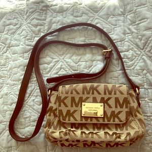 Michael Kors SM Adjustable Crossbody